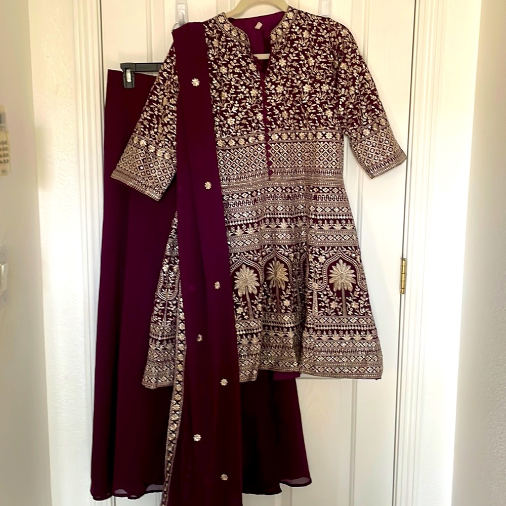 Brand new zafa suit 3 piece